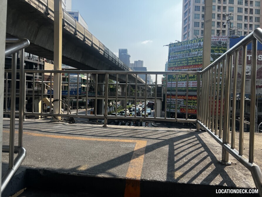 Saphan Khwai Intersection Bridge - Bangkok, Thailand Filming Location