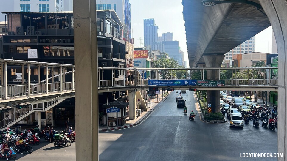 Saphan Khwai Intersection Bridge - Bangkok, Thailand Filming Location