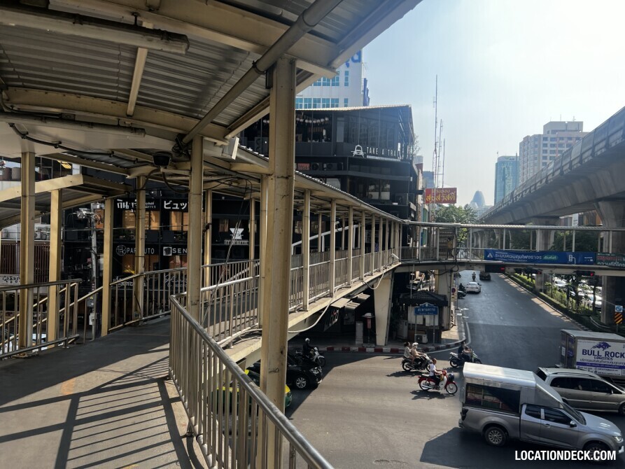 Saphan Khwai Intersection Bridge - Bangkok, Thailand Filming Location