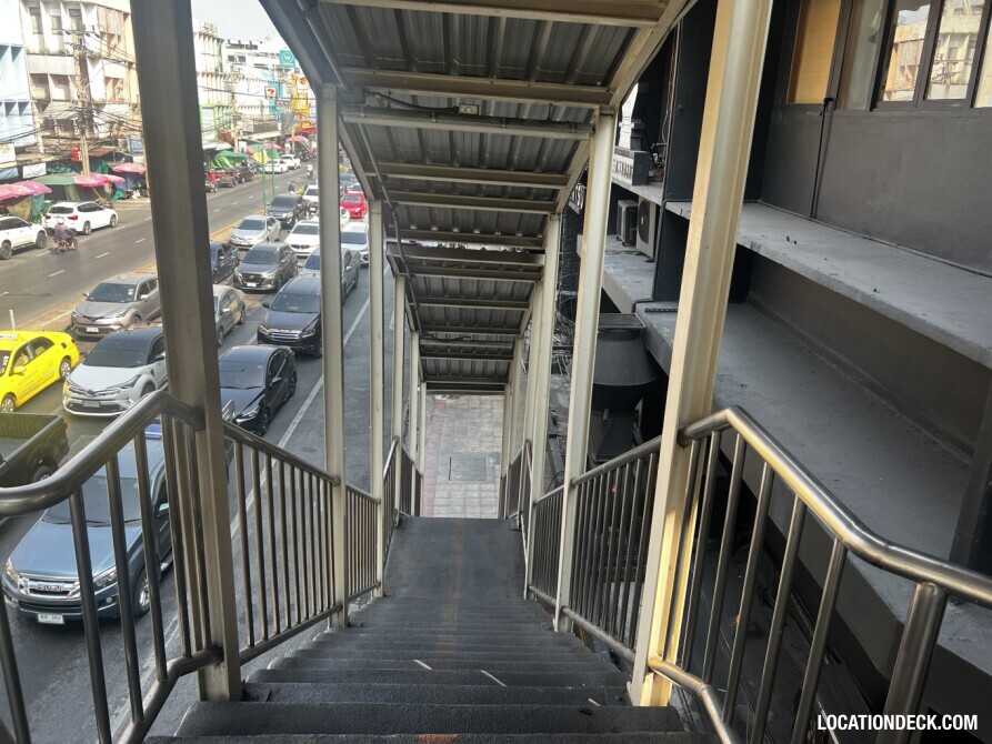 Saphan Khwai Intersection Bridge - Bangkok, Thailand Filming Location