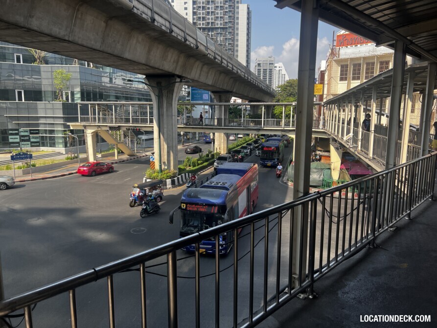 Saphan Khwai Intersection Bridge - Bangkok, Thailand Filming Location