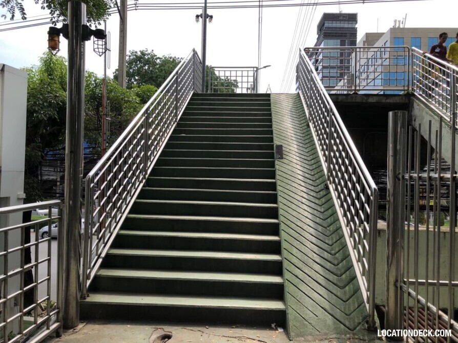 Lumpini Benjakitti Bridge - Bangkok, Thailand Filming Location