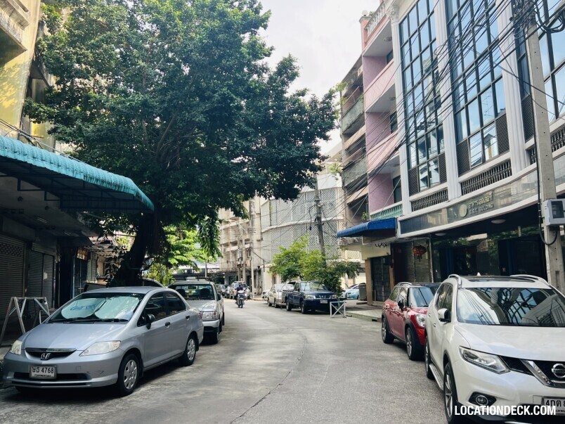 Chalem Ket Soi 4 - Bangkok, Thailand Filming Location