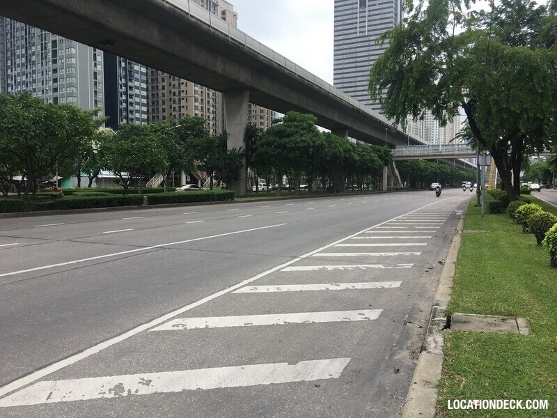 Road Under Thonburi BTS - Bangkok, Thailand Filming Location