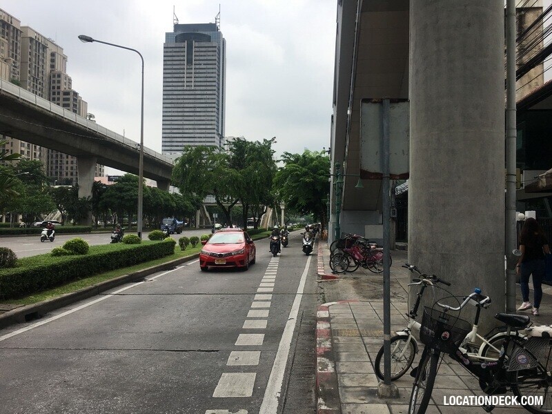Road Under Thonburi BTS - Bangkok, Thailand Filming Location