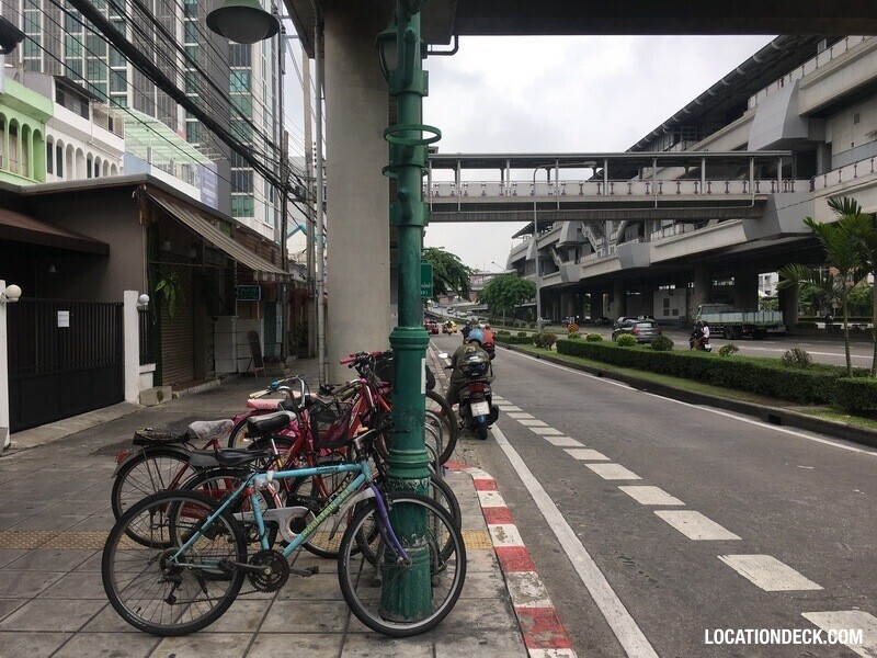 Road Under Thonburi BTS - Bangkok, Thailand Filming Location