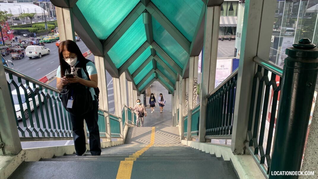 Siam Bridge between CentralWorld and Gaysorn - Bangkok, Thailand Filming Location