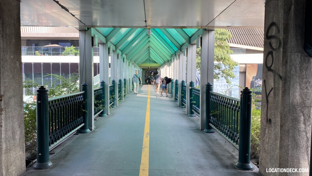 Siam Bridge between CentralWorld and Gaysorn - Bangkok, Thailand Filming Location