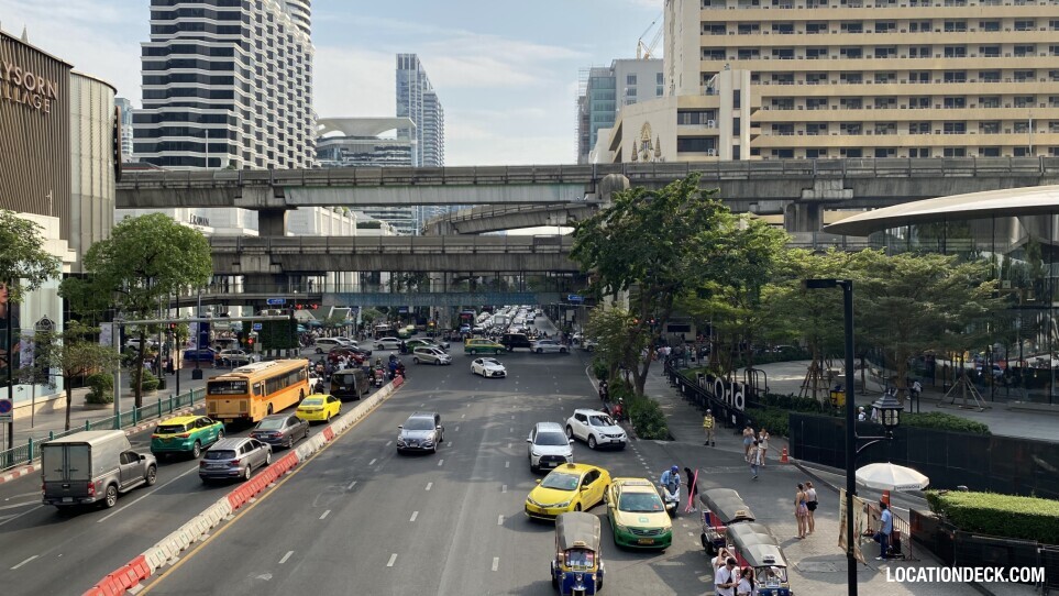 Siam Bridge between CentralWorld and Gaysorn - Bangkok, Thailand Filming Location