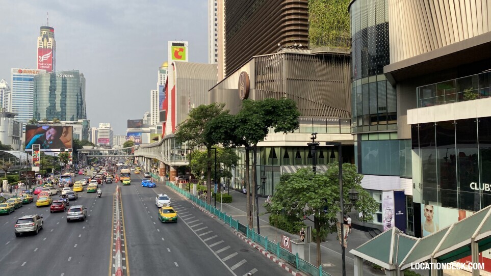 Siam Bridge between CentralWorld and Gaysorn - Bangkok, Thailand Filming Location