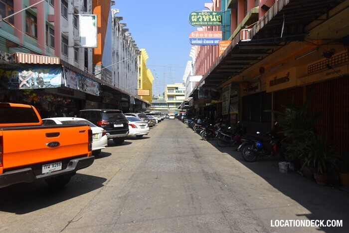 Kao Kui Kee Market - Ratchaburi, Thailand Filming Location