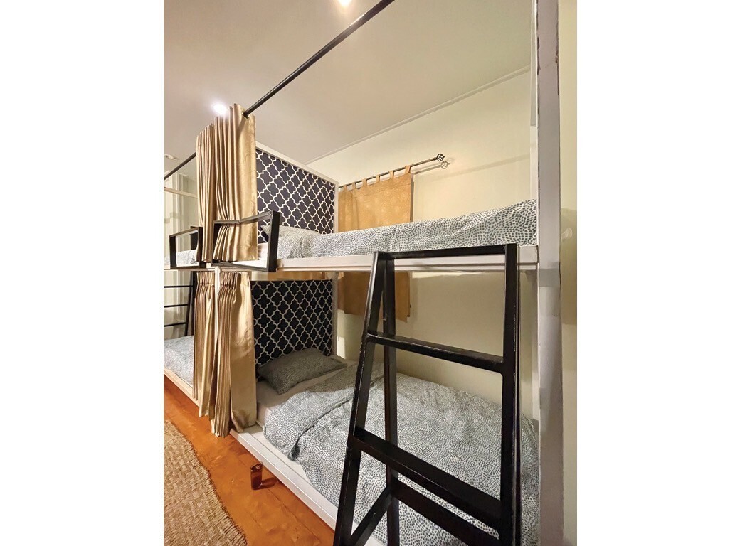 Dara Three Hostel - Bangkok, Thailand Filming Location