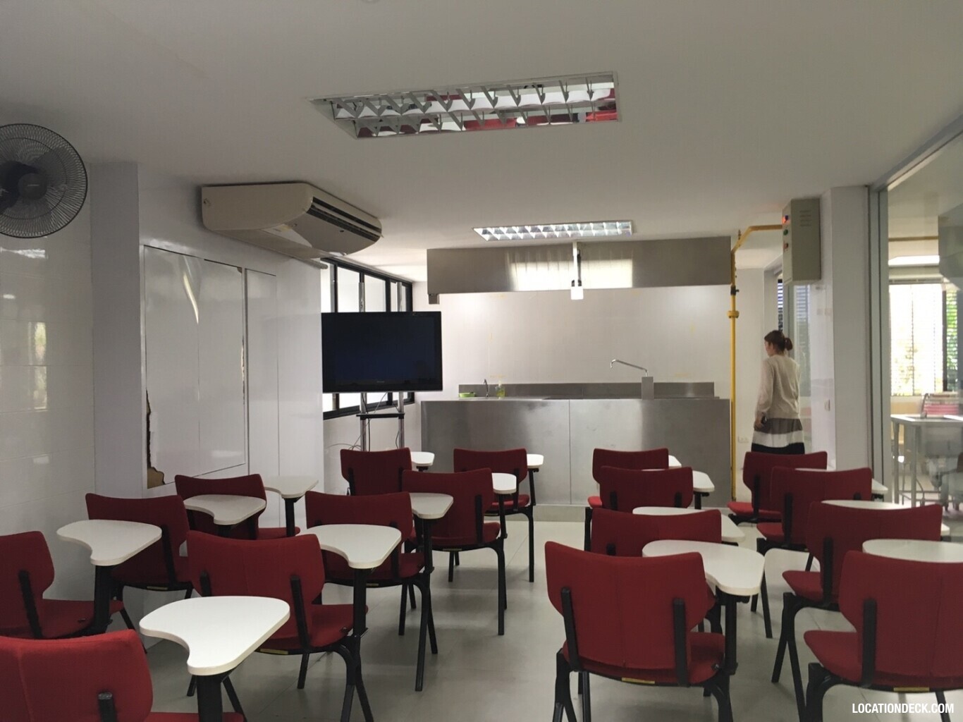 Matichon Commercial Kitchen - Bangkok, Thailand Filming Location