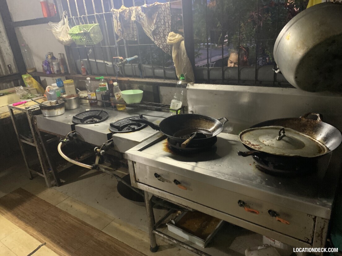 Snake Dish Restaurant - Bangkok, Thailand Filming Location