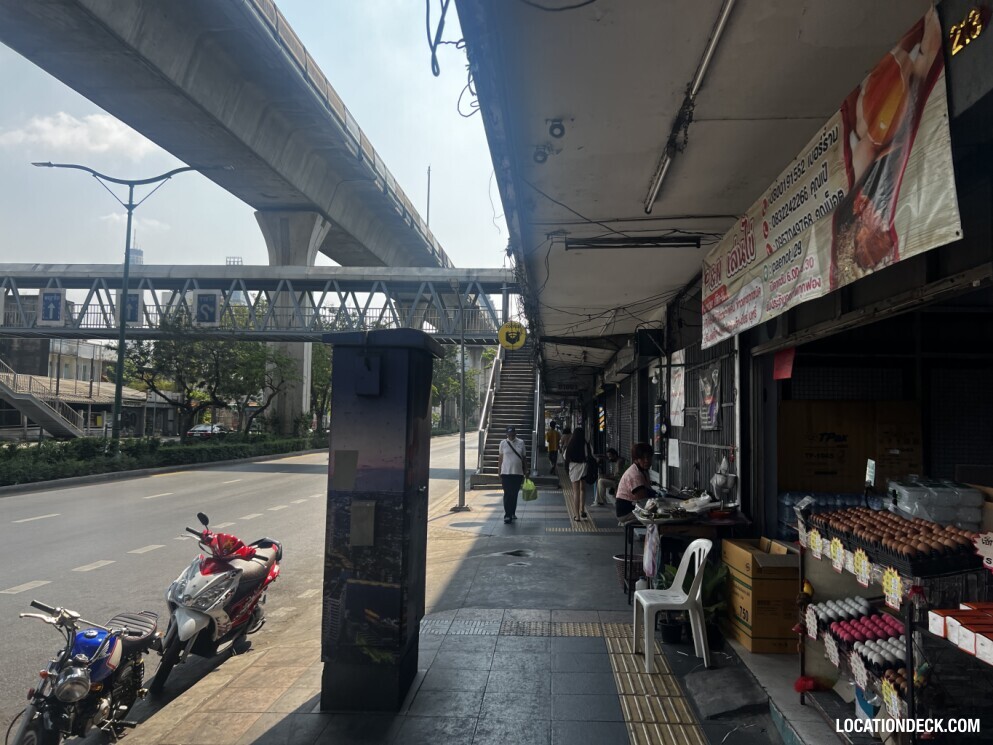 Phaya Thai Ari 1 Bridge - Bangkok, Thailand Filming Location