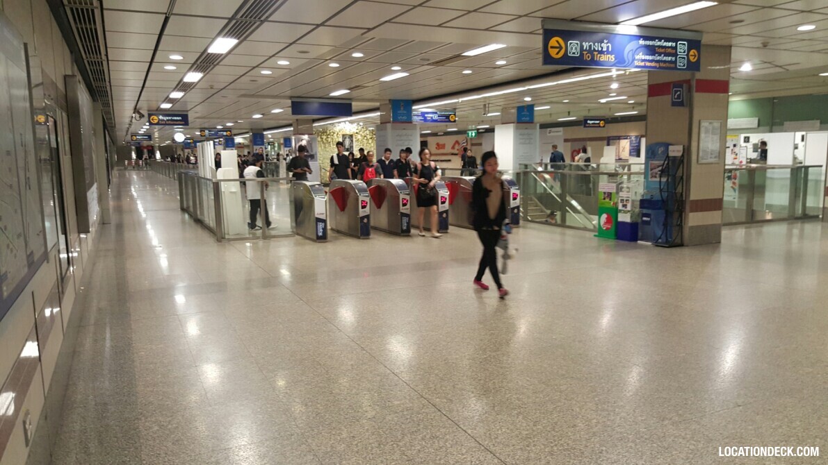 MRT Phra Ram 9 - Bangkok, Thailand Filming Location