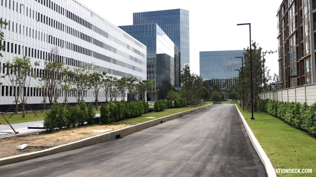 Kaset Nawamin Road - Bangkok, Thailand Filming Location