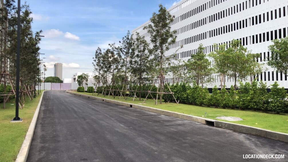 Kaset Nawamin Road - Bangkok, Thailand Filming Location