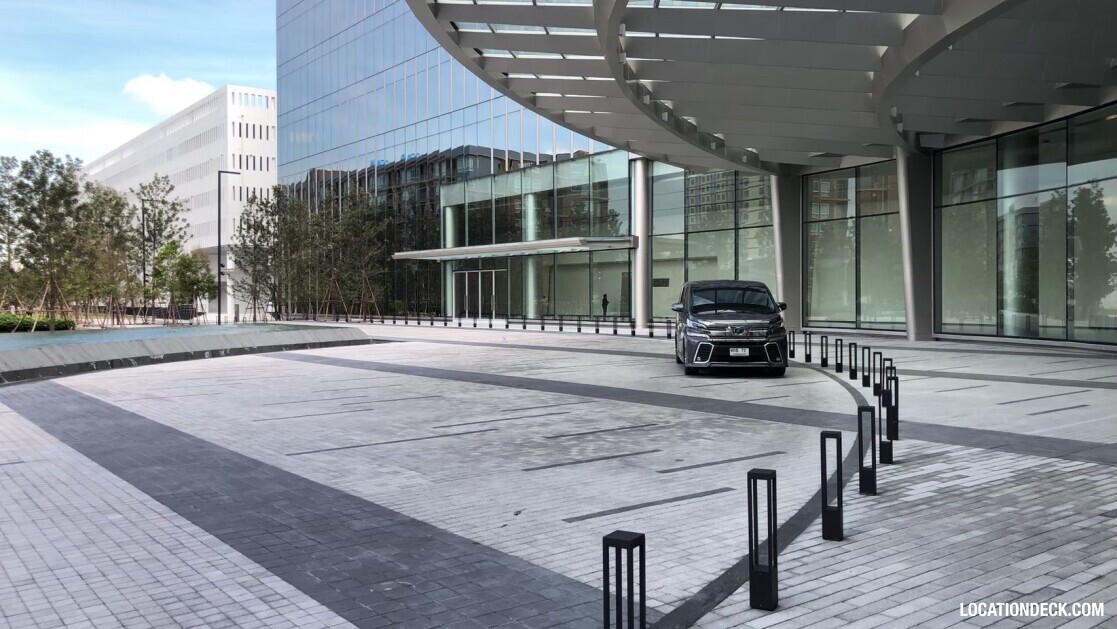 Kaset Nawamin Road - Bangkok, Thailand Filming Location