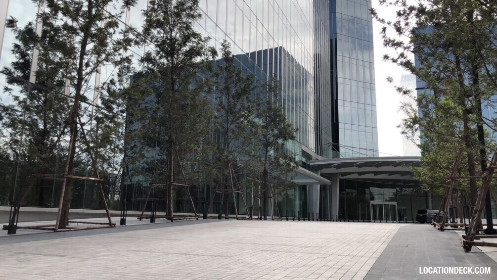 Kaset Nawamin Road - Bangkok, Thailand Filming Location