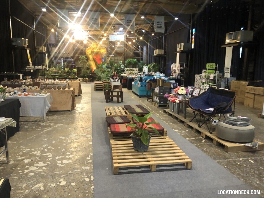 Chang Chui Night Market - Bangkok, Thailand Filming Location