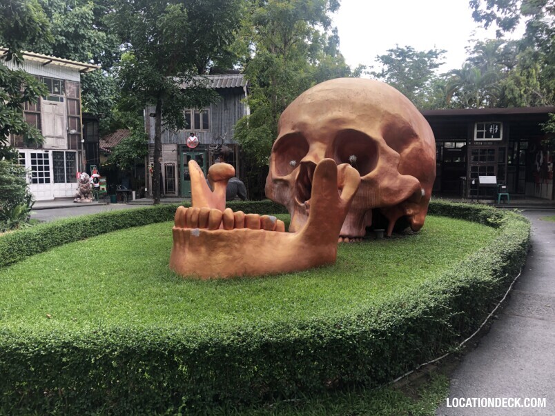 Chang Chui Night Market - Bangkok, Thailand Filming Location