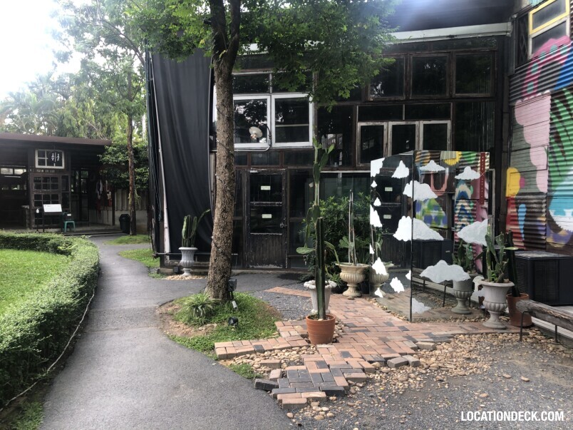 Chang Chui Night Market - Bangkok, Thailand Filming Location