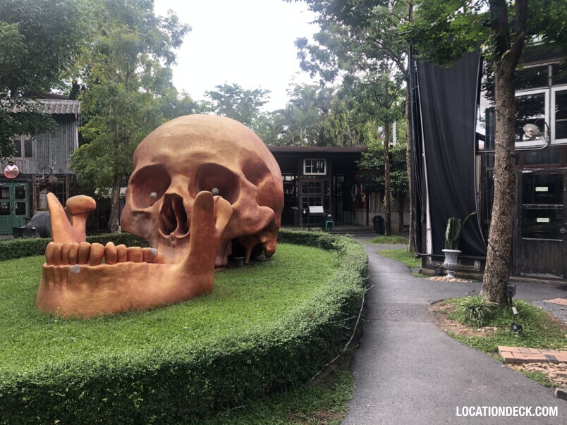 Chang Chui Night Market - Bangkok, Thailand Filming Location