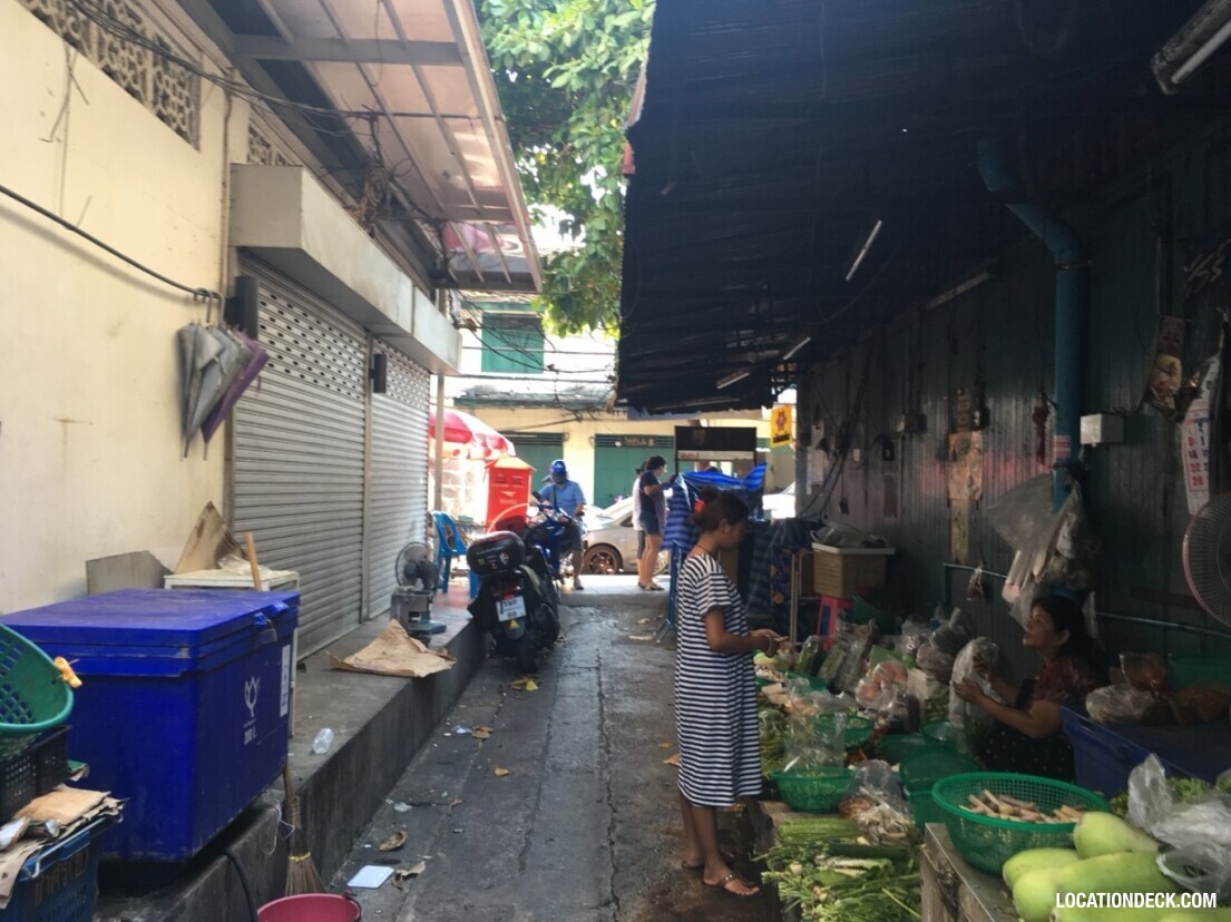 Alleyway in Phra Sumen Road - Bangkok, Thailand Filming Location