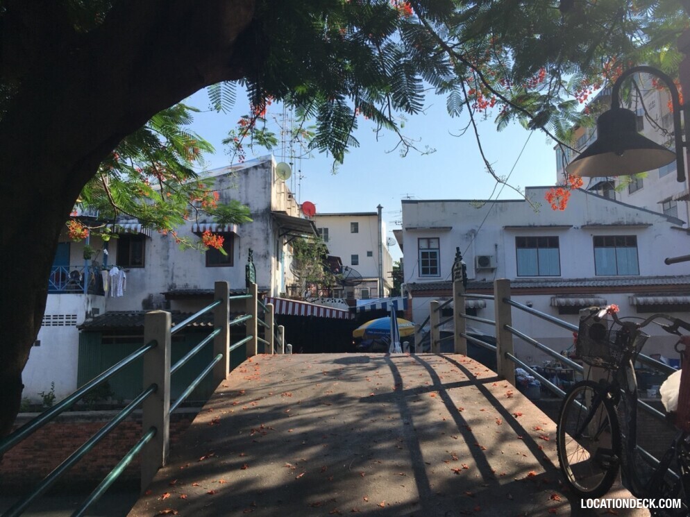 Alleyway in Phra Sumen Road - Bangkok, Thailand Filming Location