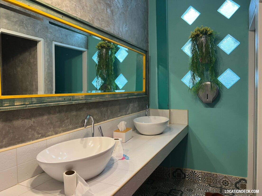 Time Sabai 134 Hostel - Bangkok, Thailand Filming Location