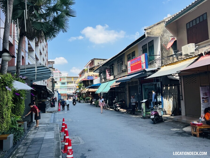 Soi Samsen - Bangkok, Thailand Filming Location
