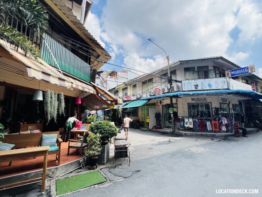 Soi Samsen - Bangkok, Thailand Filming Location