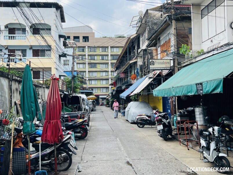 Soi Samsen - Bangkok, Thailand Filming Location