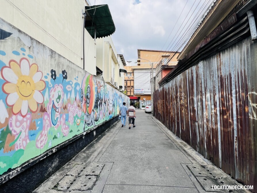 Soi Samsen - Bangkok, Thailand Filming Location