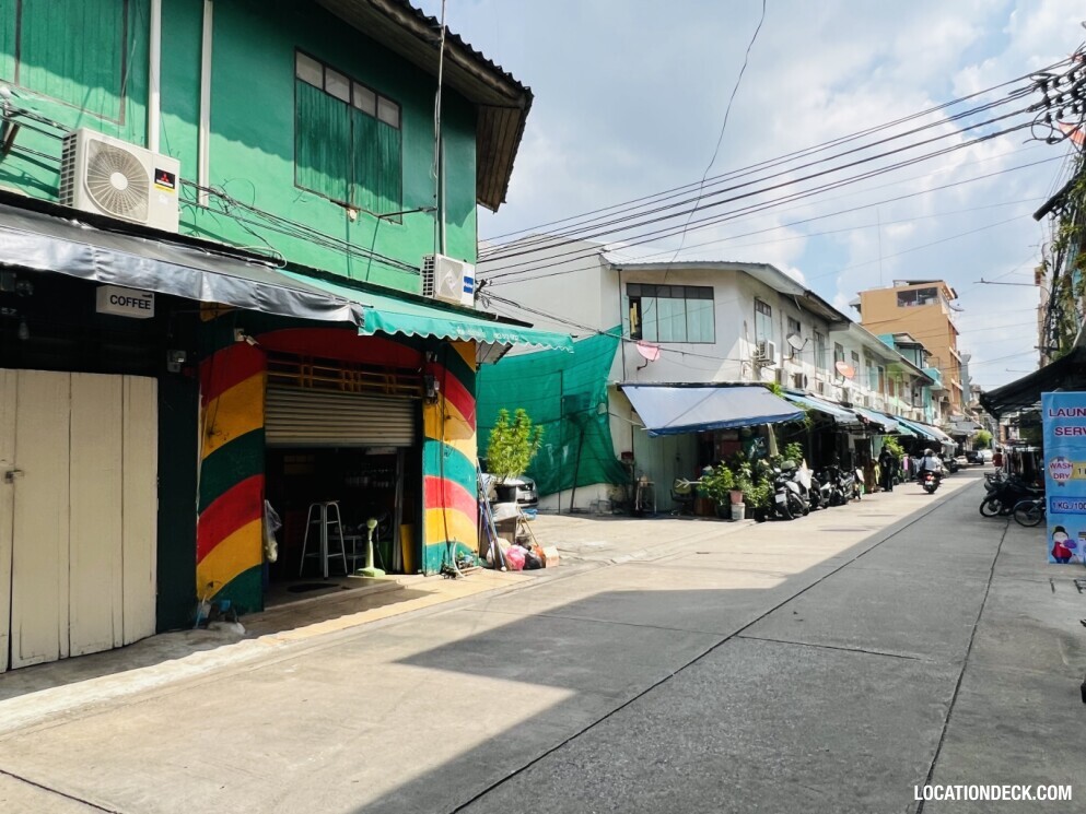 Soi Samsen - Bangkok, Thailand Filming Location