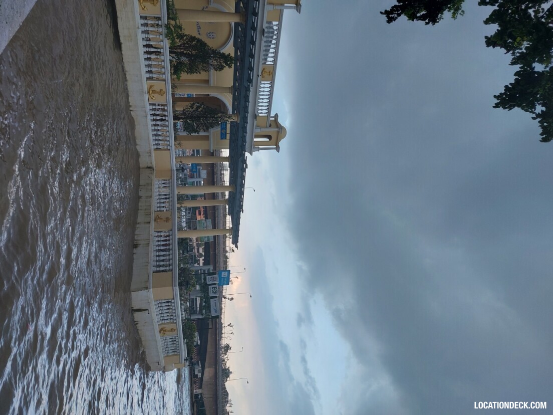 Saphan Yao Pier - Bangkok, Thailand Filming Location