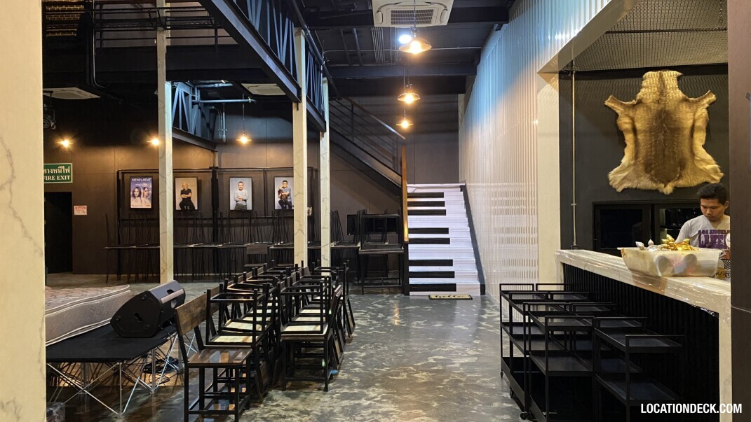 Red Hot Moon Bar - Pathum Thani, Thailand Filming Location