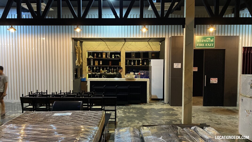 Red Hot Moon Bar - Pathum Thani, Thailand Filming Location