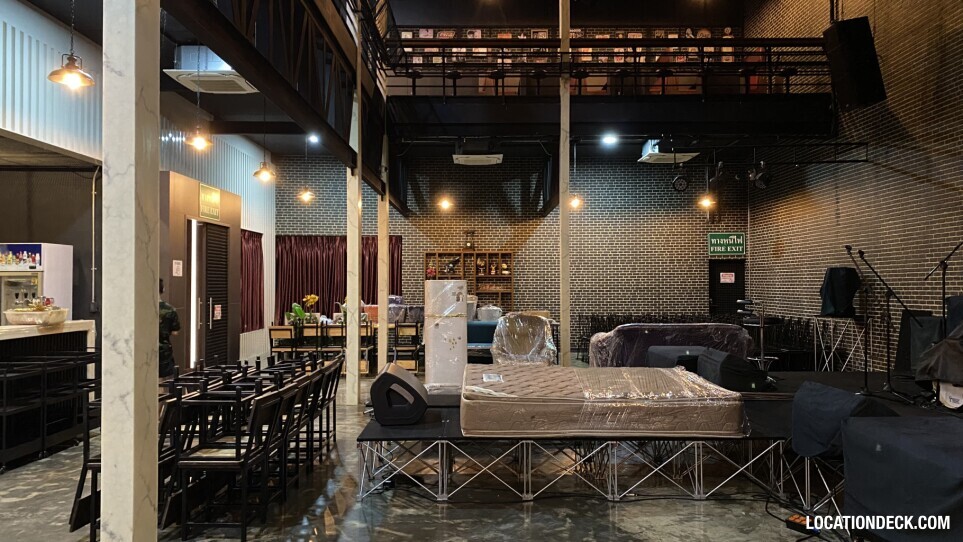 Red Hot Moon Bar - Pathum Thani, Thailand Filming Location