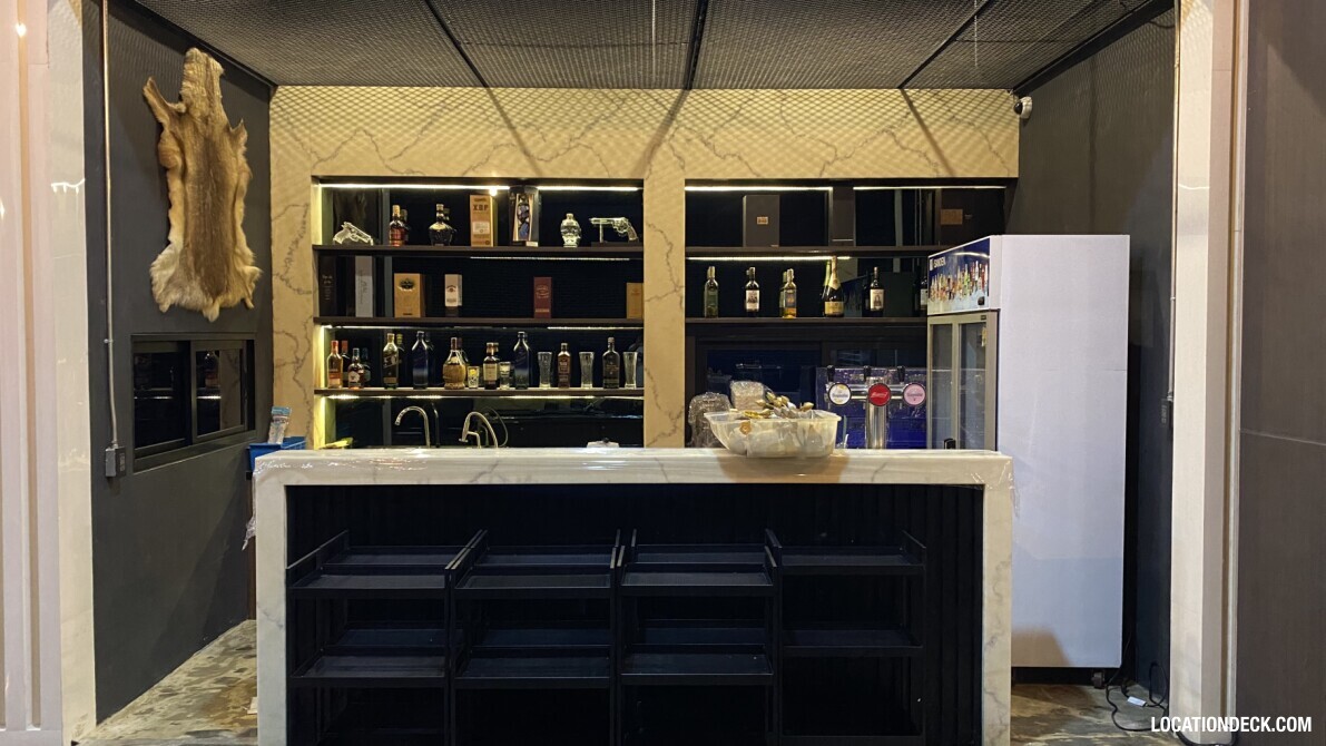 Red Hot Moon Bar - Pathum Thani, Thailand Filming Location