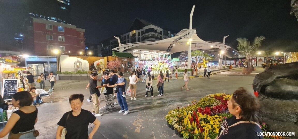 Dee One Ratchada Market - Bangkok, Thailand Filming Location