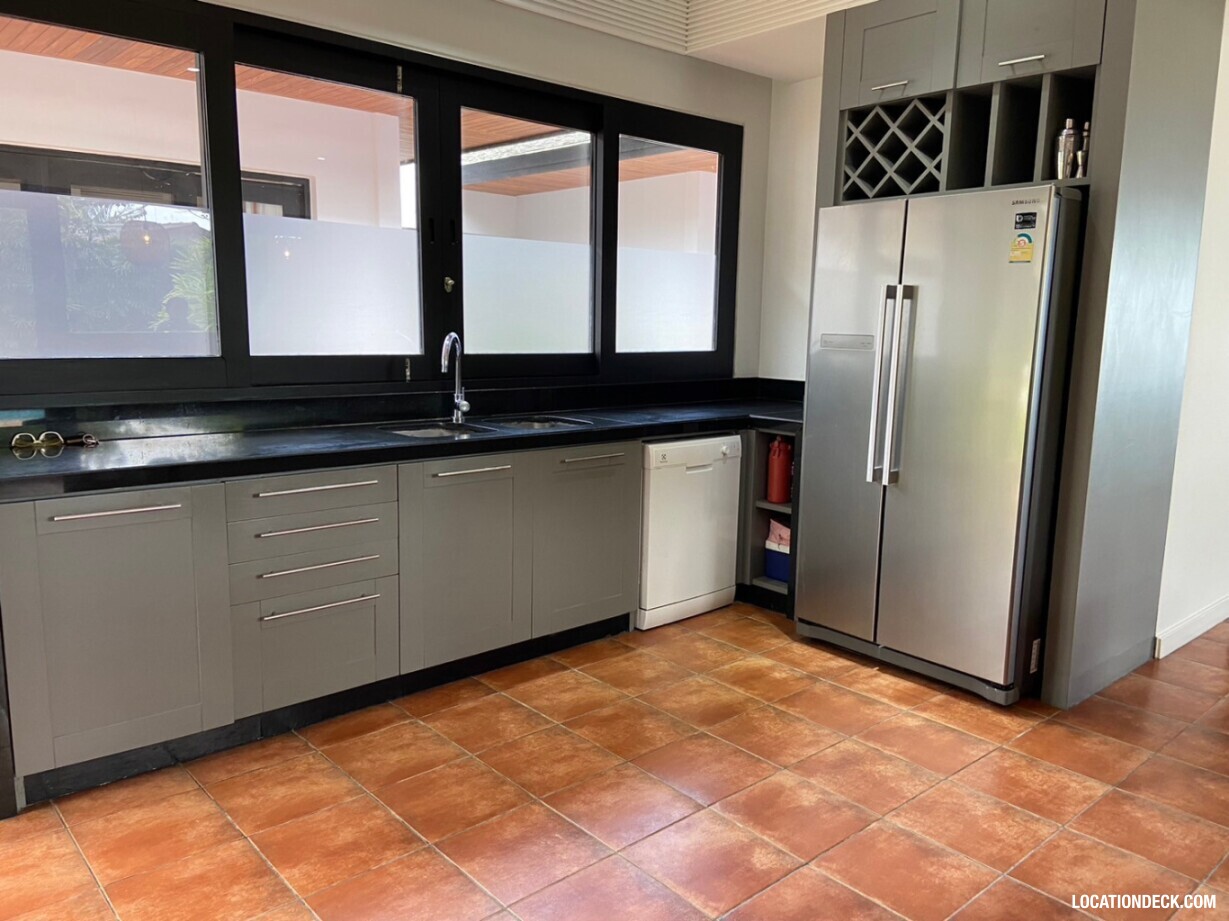 Hibiscus Villa - Surat Thani, Thailand Filming Location