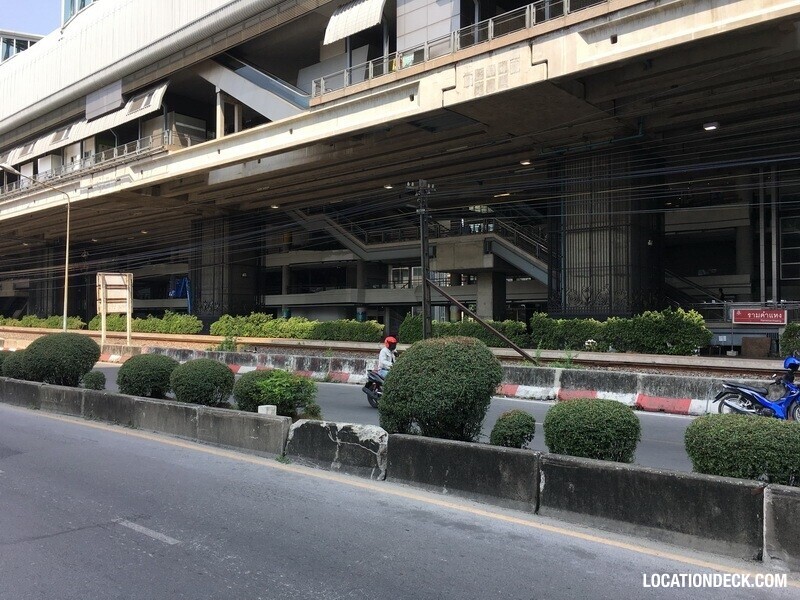 Road Next to Hua Mak ARL - Bangkok, Thailand Filming Location
