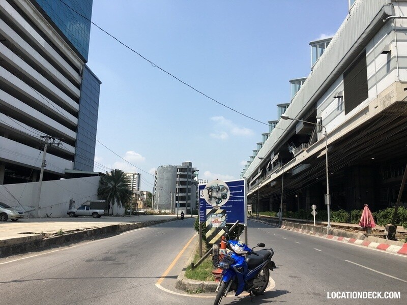 Road Next to Hua Mak ARL - Bangkok, Thailand Filming Location