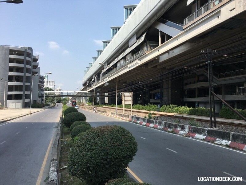 Road Next to Hua Mak ARL - Bangkok, Thailand Filming Location