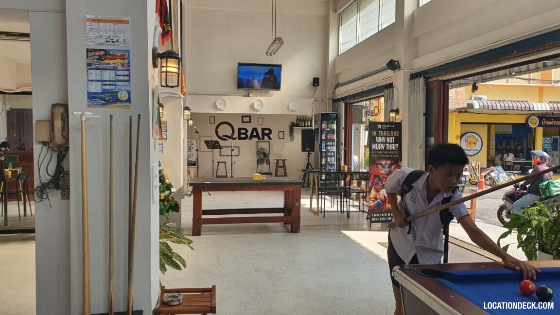 Deep Sleep Hostel and Bar - Bangkok, Thailand Filming Location