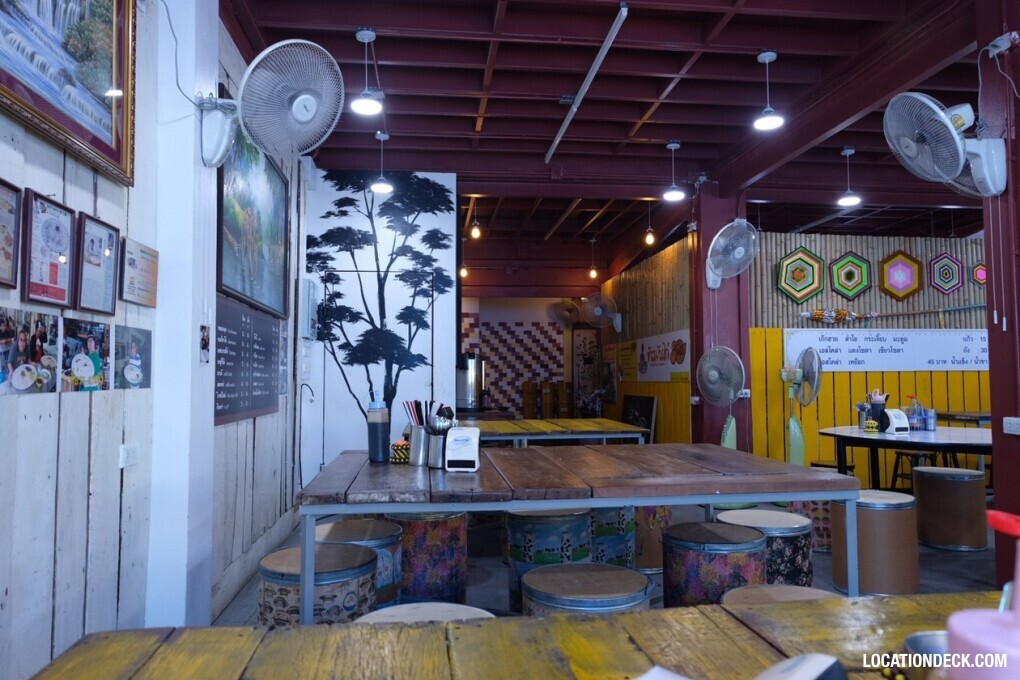 Sri Lueng Pochana Chicken Rice - Bangkok, Thailand Filming Location