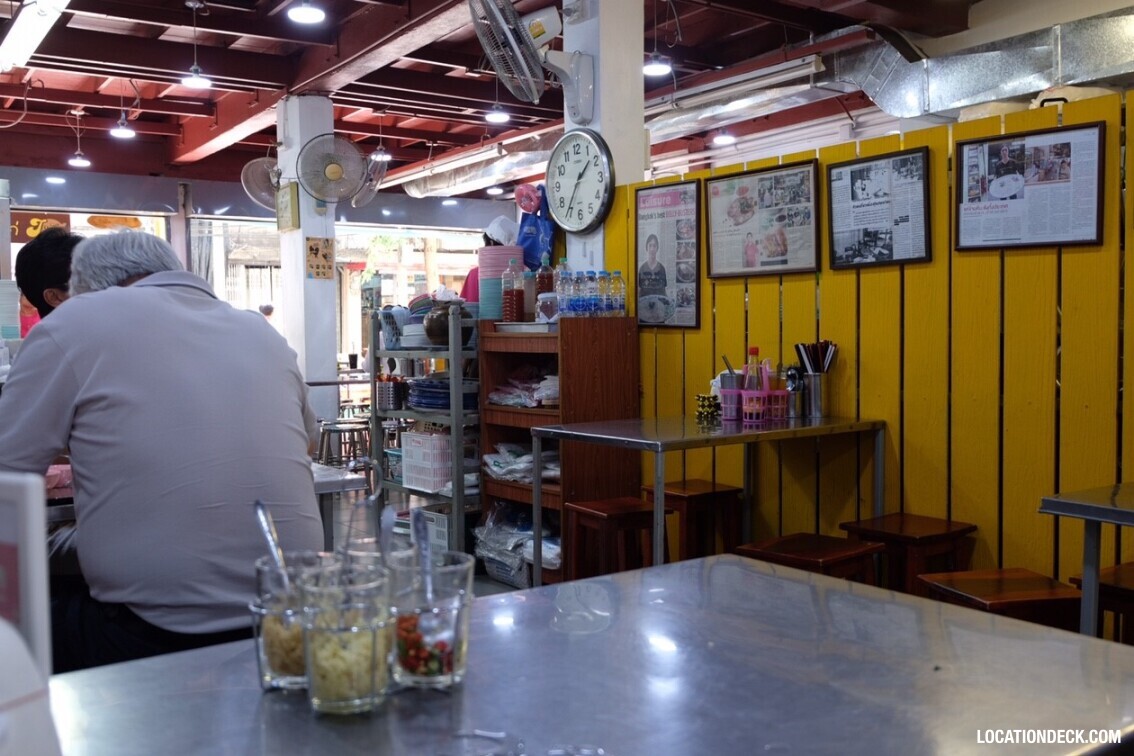 Sri Lueng Pochana Chicken Rice - Bangkok, Thailand Filming Location