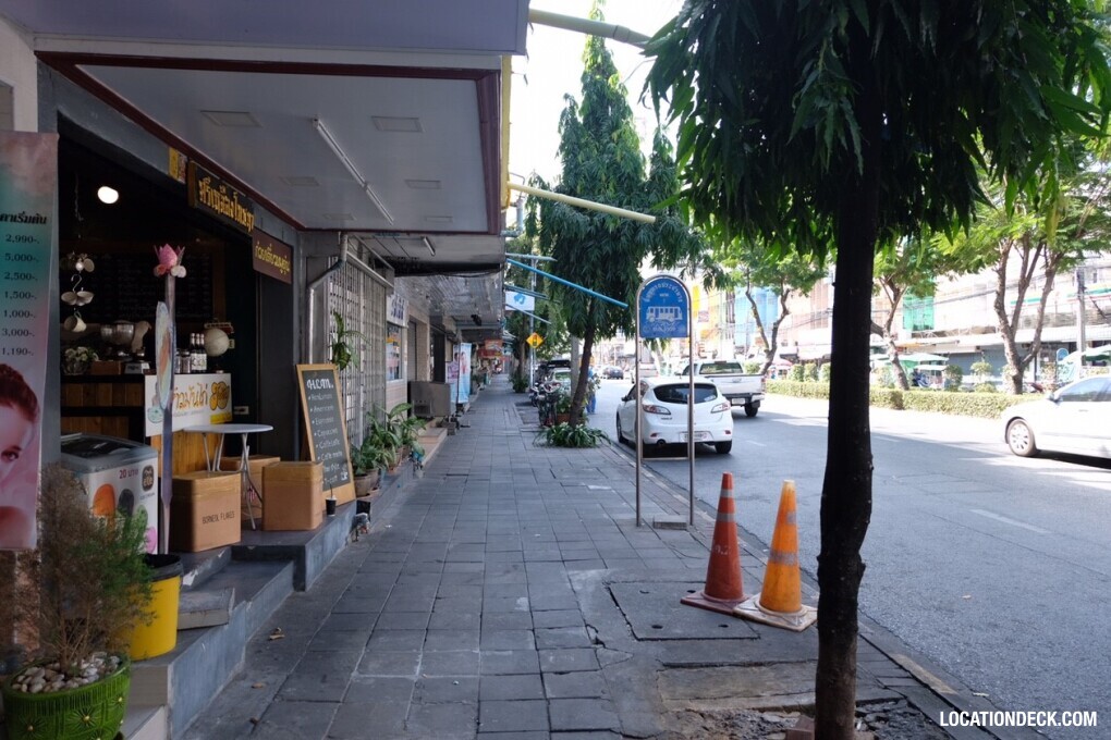 Sri Lueng Pochana Chicken Rice - Bangkok, Thailand Filming Location